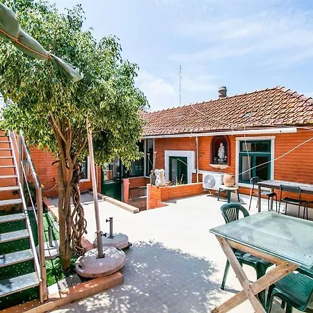 Ap. 5m A Pé Da Apartamento *