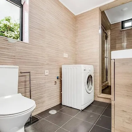 Ap. 5m A Pé Da Apartamento