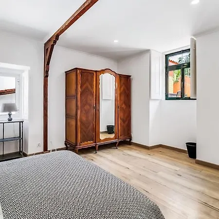 Ap. 5m A Pé Da Apartamento